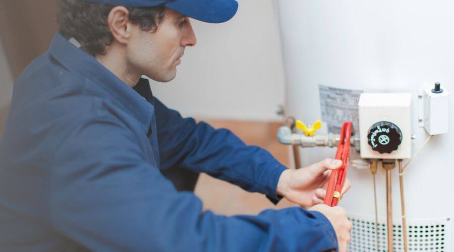 Professional emergency plumbing in Hepler, KS
